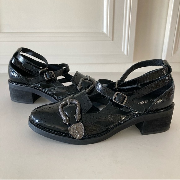 thunderbird oxford shoes